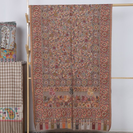 Antique Beige Kalamkari Stole With Floral & Paisley Motifs