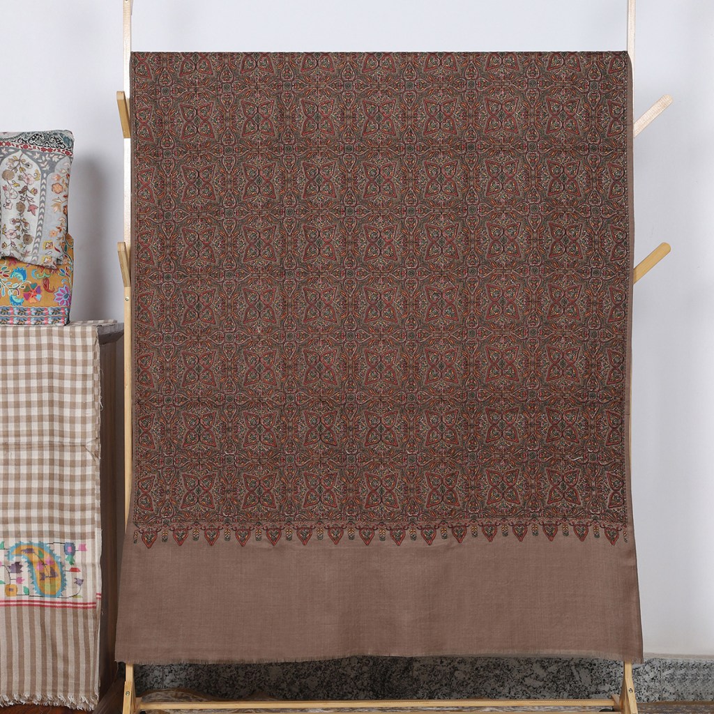 Beige Jamawar Shawl With Floral & Motifs