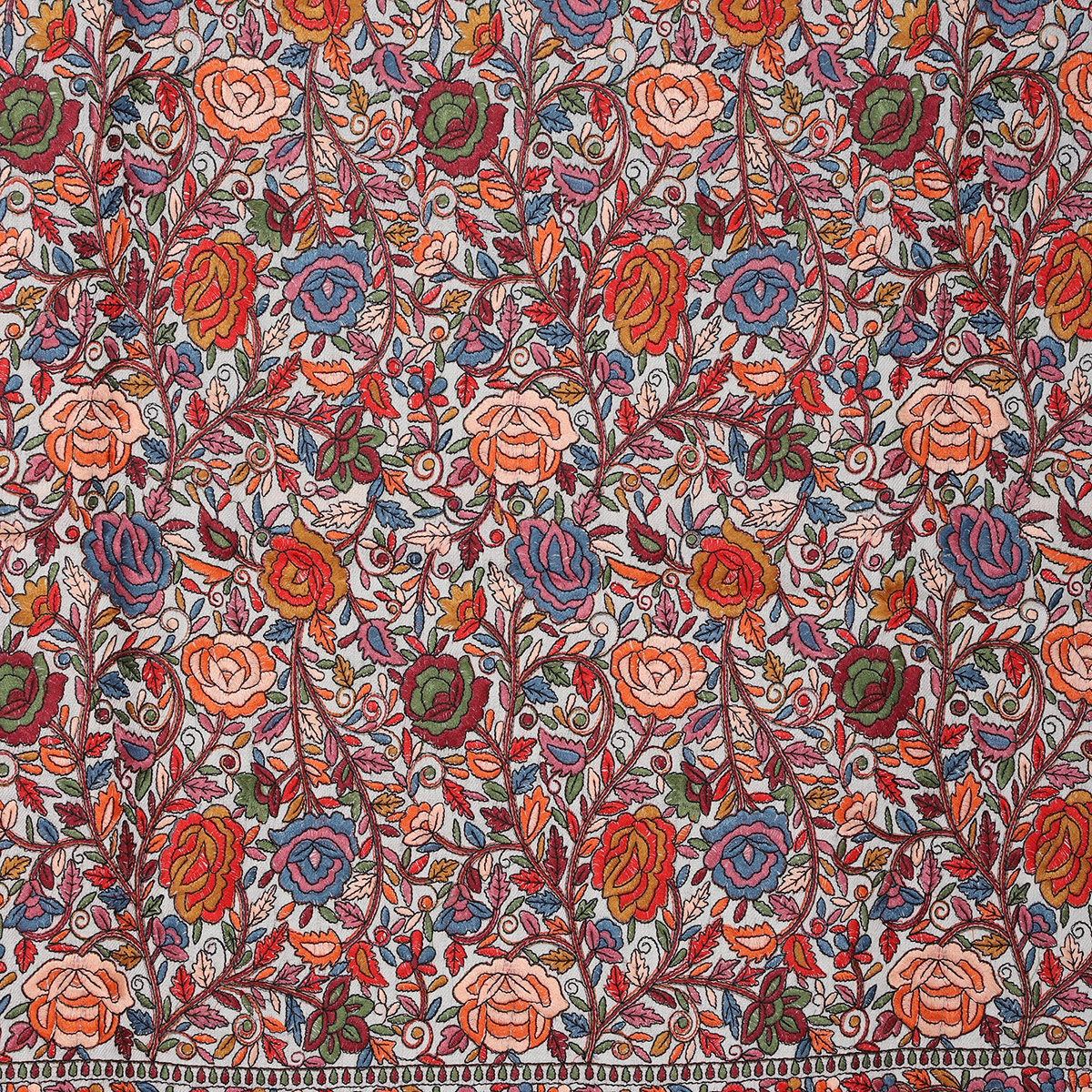 Jamawar Cream Shawl With Floral & Motifs - Image 4